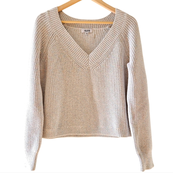 525 America Metallic Rainbow Vneckline Knit Fisherman Sweater Size Medium. - Picture 2 of 16